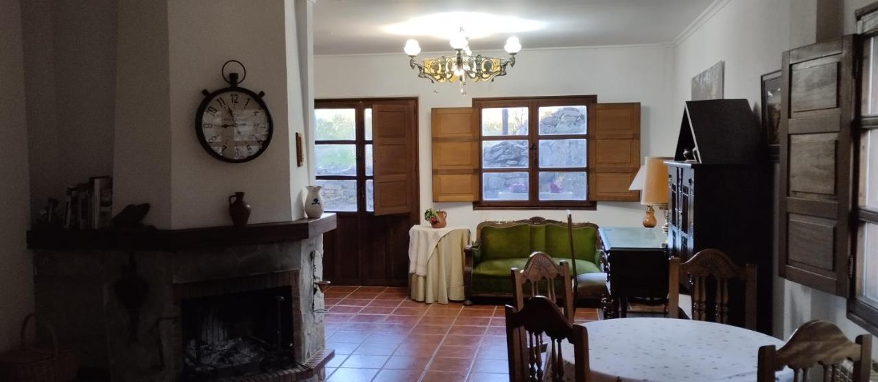 Albergue El Caseron De Fuentes Carrionas Cardano de Abajo Bagian luar foto