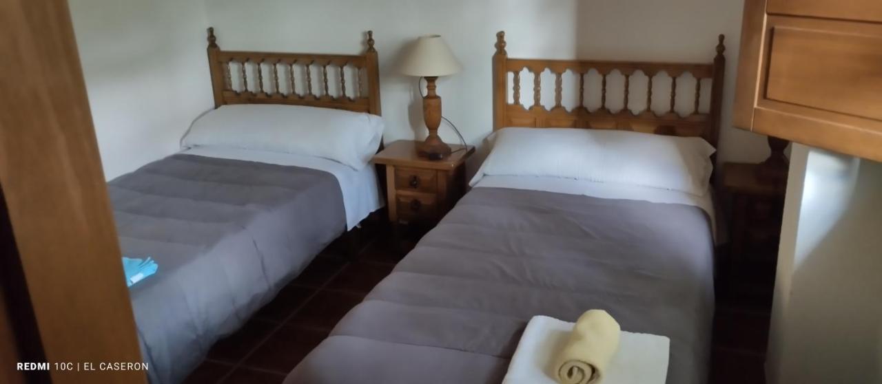 Albergue El Caseron De Fuentes Carrionas Cardano de Abajo Bagian luar foto
