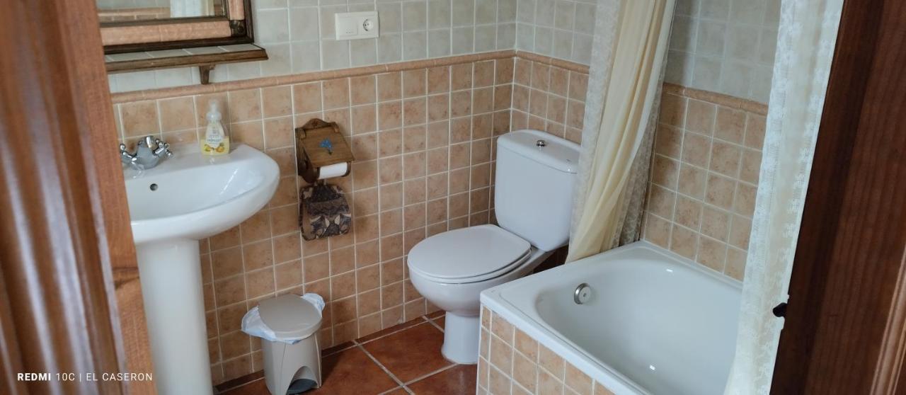 Albergue El Caseron De Fuentes Carrionas Cardano de Abajo Bagian luar foto